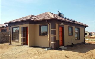 3 Bedroom House in Protea Glen