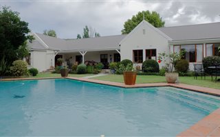 5 Bedroom House in Belvidere