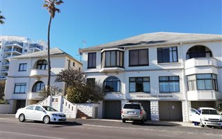 1 Bedroom Apartment in Bantry Bay