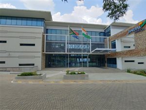 810 m² Commercial space in Bryanston