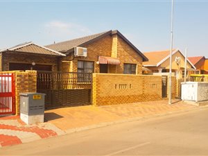 3 Bed House in Pimville
