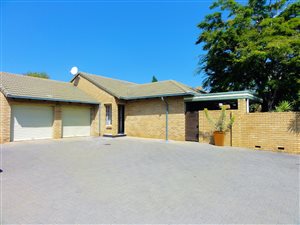 3 Bed Townhouse in Eldoraigne