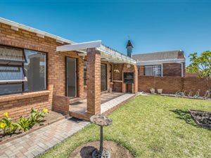 2 Bed Townhouse in Lorraine