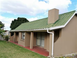 3 Bed House in Denneoord