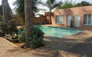 4 Bedroom House in Brakpan Central