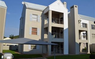 2 Bedroom Apartment in Diaz Beach