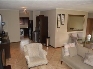 2 Bed Apartment in Ruimsig
