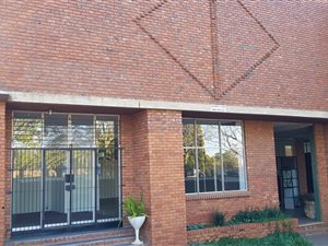 246 m² Office Space in Eldoraigne