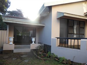 1 Bed Flat in Waterfall