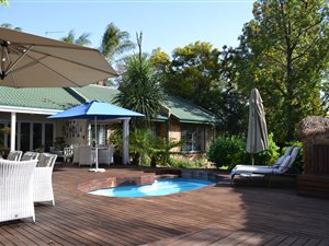 5 Bed House in Die Wilgers