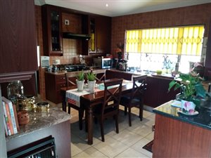3 Bed Townhouse in Three Rivers