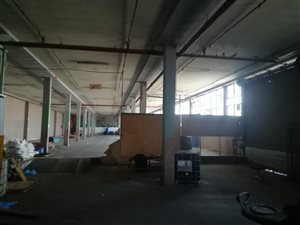 1102 m² Commercial space in Jacobs