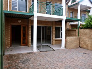 3 Bed Townhouse in Edenglen