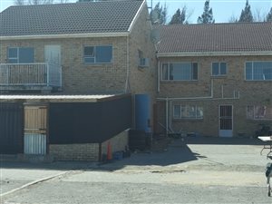 4.3 ha Farm in Bloemspruit