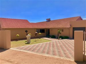 3 Bedroom House in Vredenburg