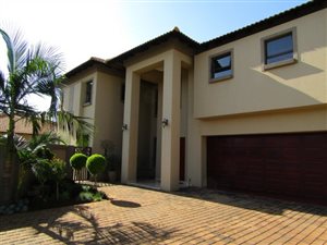 3 Bed House in Rose Acres Estate