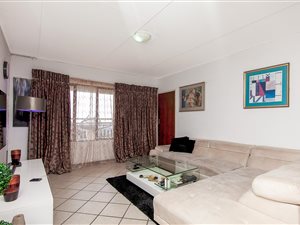 1 Bed Apartment in Constantia Kloof