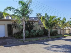 5 Bed House in Baysville