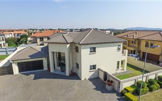 4 Bedroom House in Zambezi Country Estate