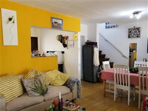 3 Bed Townhouse in Groenvallei