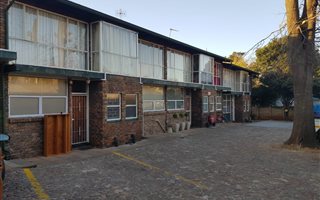 2 Bedroom Townhouse in Clubview
