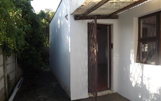 1 Bedroom Garden Cottage in Charlo
