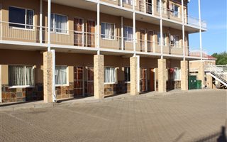 2 Bedroom Flat in Willows