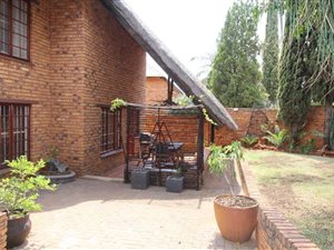 4 Bed Duplex in Faerie Glen