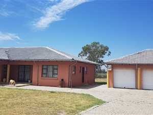 1.2 ha Farm in Homestead Apple Orchards