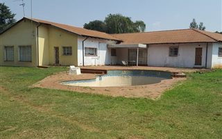 3 ha Farm in Putfontein AH