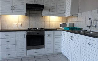 1 Bedroom Apartment in Mossel Bay Central
