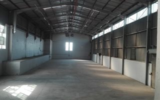 900 m² Industrial space in Mobeni