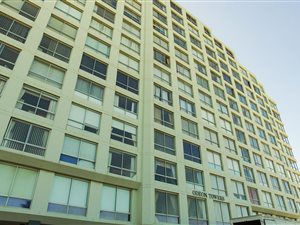 2 Bed Apartment in Strand Central
