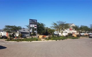 590 m² Land available in Vredenburg