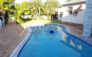 5 Bedroom House in Tableview