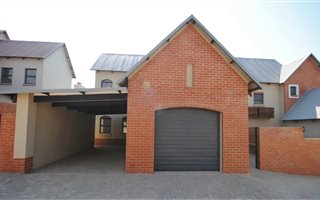 3 Bedroom Townhouse in Heritage Hill