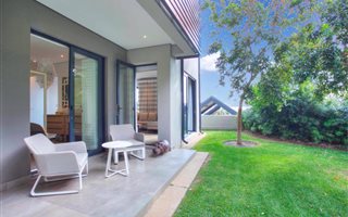 1 Bedroom Apartment in Steyn City