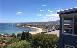 5 Bedroom House in Gordons Bay Central