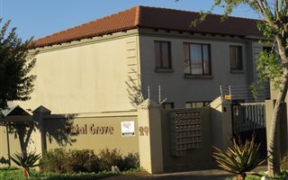2 Bedroom Townhouse in Meyersdal