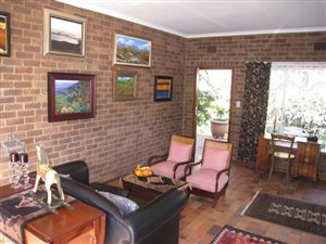 2 Bedroom Garden Cottage in Linden