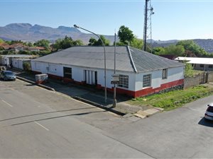 430 m² Commercial space in Kokstad