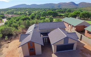 3 Bedroom House in Seasons Lifestyle Estate