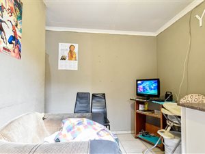 5 Bed House in Cosmo City