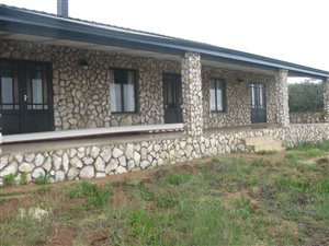 3 Bed House in Stilbaai