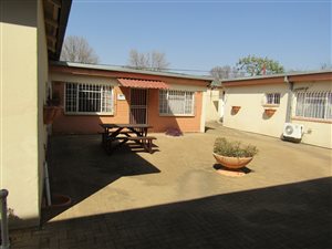 37 m² Office Space in Westdene