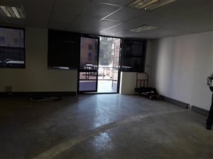 175 m² Commercial space in Melrose