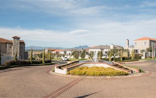 4 Bedroom House in Avalon Estate
