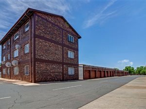 2 Bed Apartment in Risiville