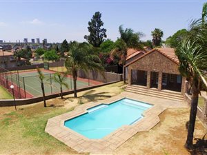 2 Bed Townhouse in Isandovale