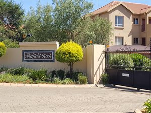 2 Bed Townhouse in Pomona
